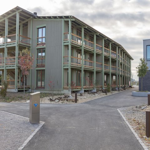 Elementbau Stein Neubau MFH Suedlaube Hybridbau