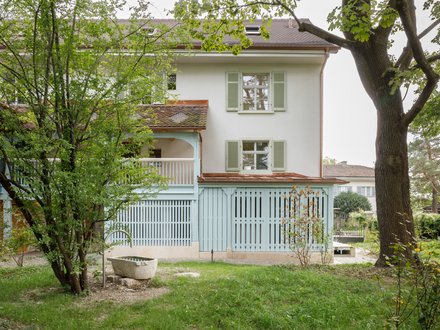 Umbau Sanierung Basel Wohnhaus Eisenbahnweg