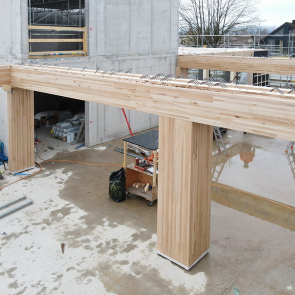 Ingenieurholzbau Windisch Neubau Schulanalge Dohlenzelg Elementbau title=