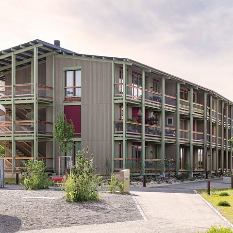 Elementbau Stein Neubau MFH Südlaube Hybridbau Terrassenboden 