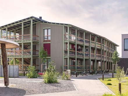 Elementbau Stein Neubau MFH Südlaube Hybridbau Terrassenboden 