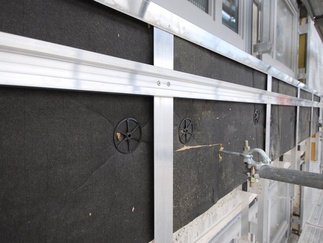 Fassadenbau Sekundäre Unterkonstruktion Alu-Tragprofile Redingstrasse Basel Fassadenbau Sekundäre Unterkonstruktion Alu-Tragprofile Redingstrasse Basel