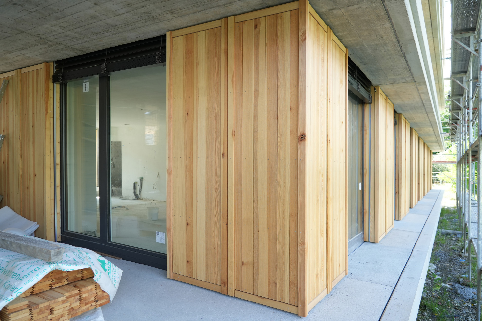 Aarau Fassadenbau Neubau MFH Scheibenachen Holzfassade