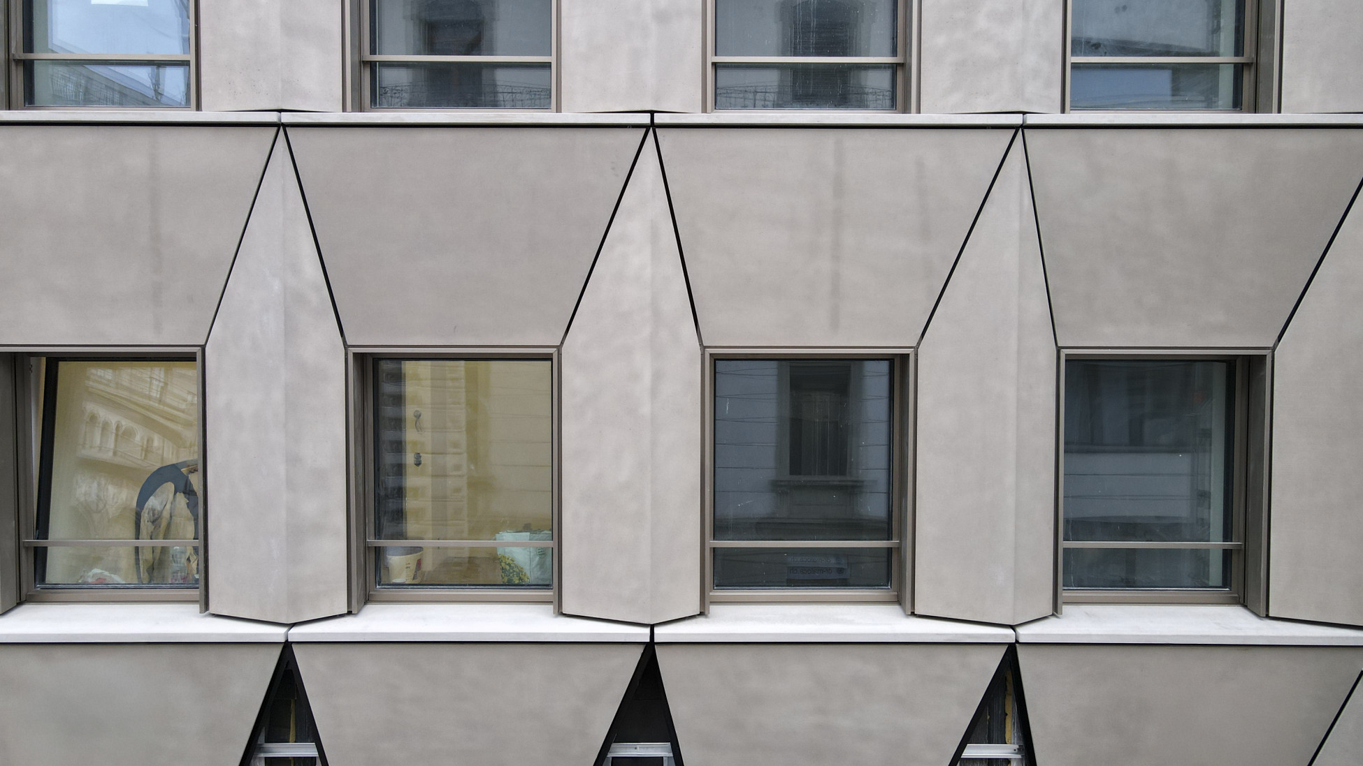 Fassadenbau Luzern Raiffeisenbank Energetische Fassadensanierung Glasfaserbeton