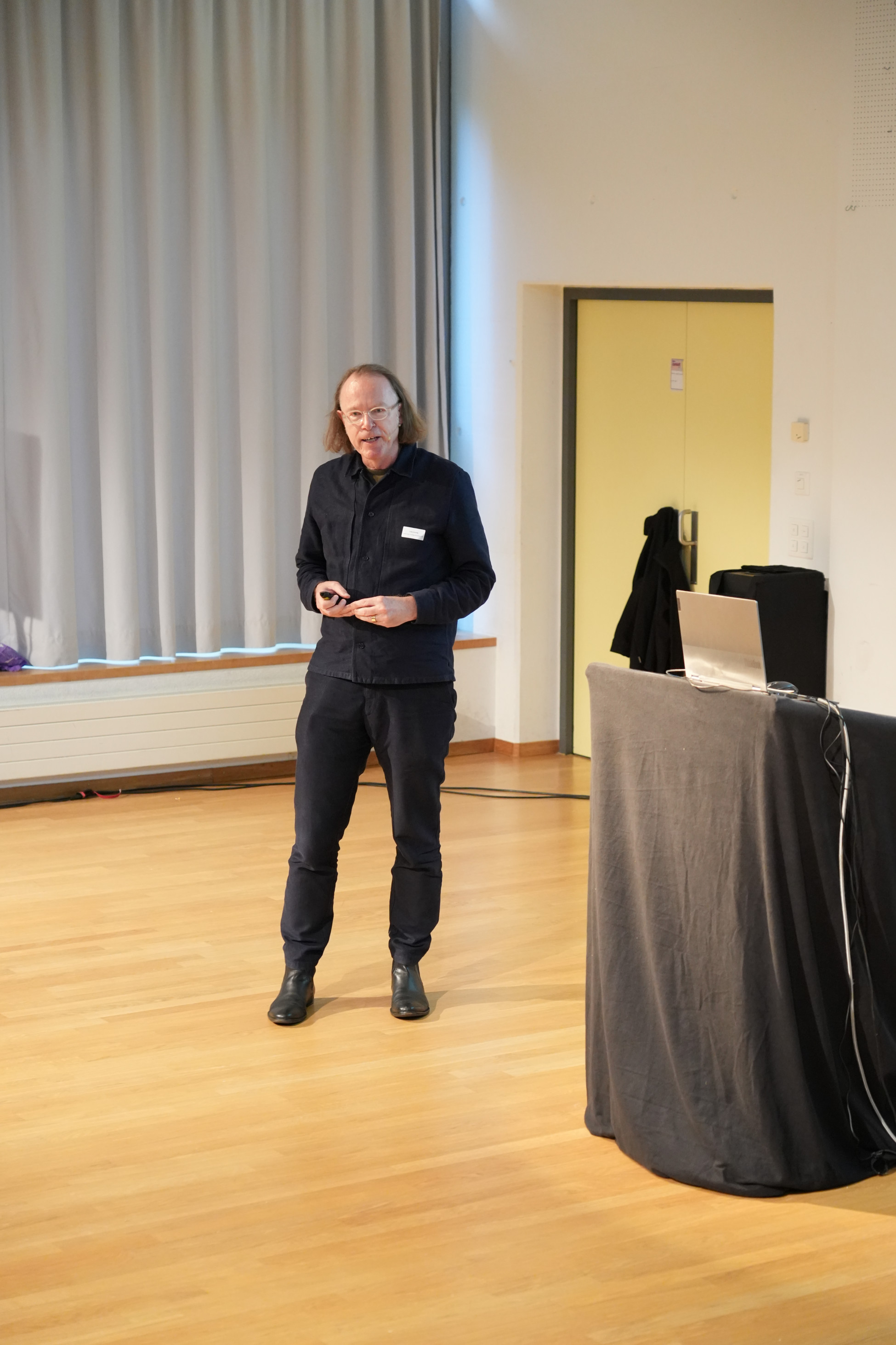 Outsight Besichtigung Schulanlage Dohlenzelg Windisch