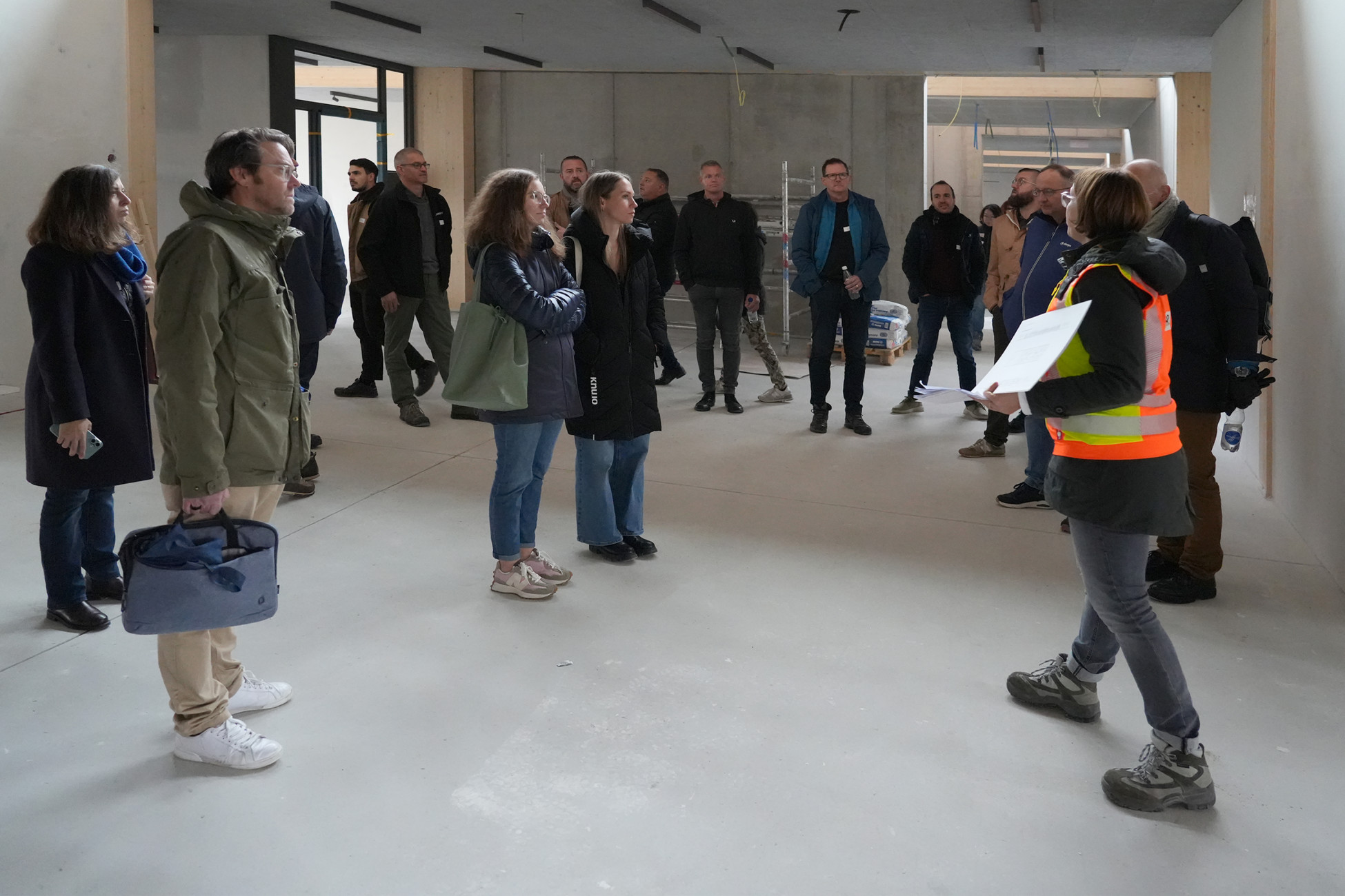 Outsight Besichtigung Schulanlage Dohlenzelg Windisch